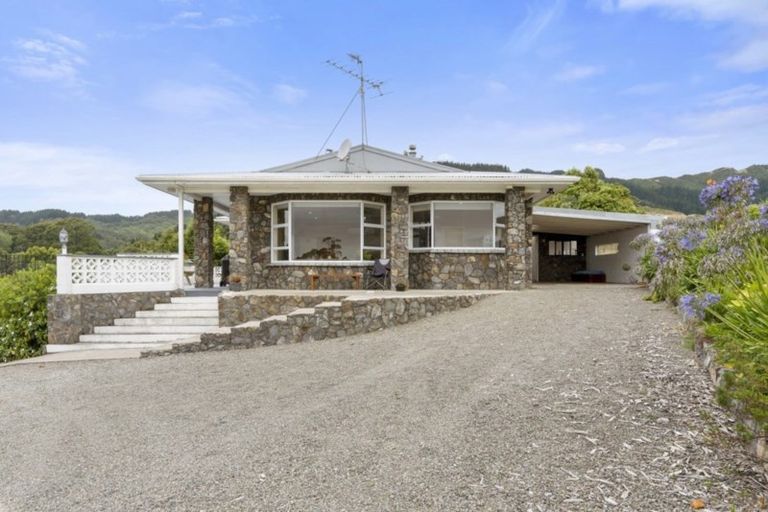 Photo of property in 251 Wallace Road, Koputaroa, Levin, 5571