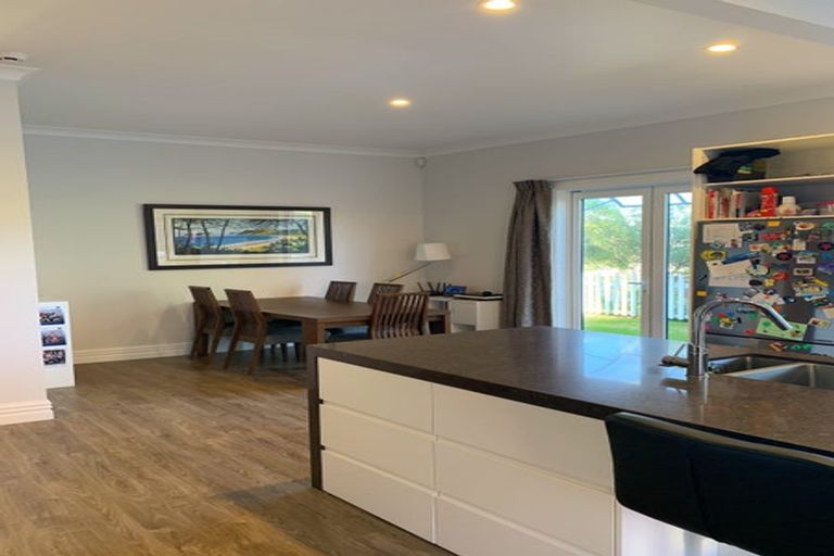 Photo of property in 68 Beauchamp Street, Karori, Wellington, 6012