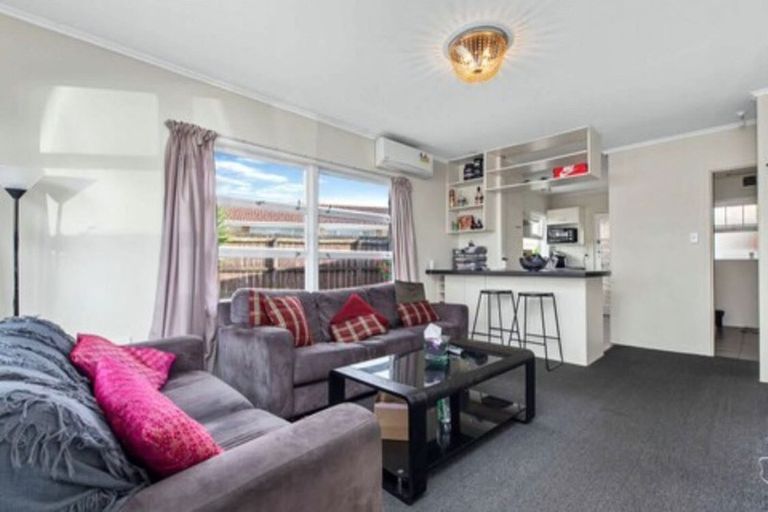 Photo of property in 5/8 Overton Road, Papatoetoe, Auckland, 2025