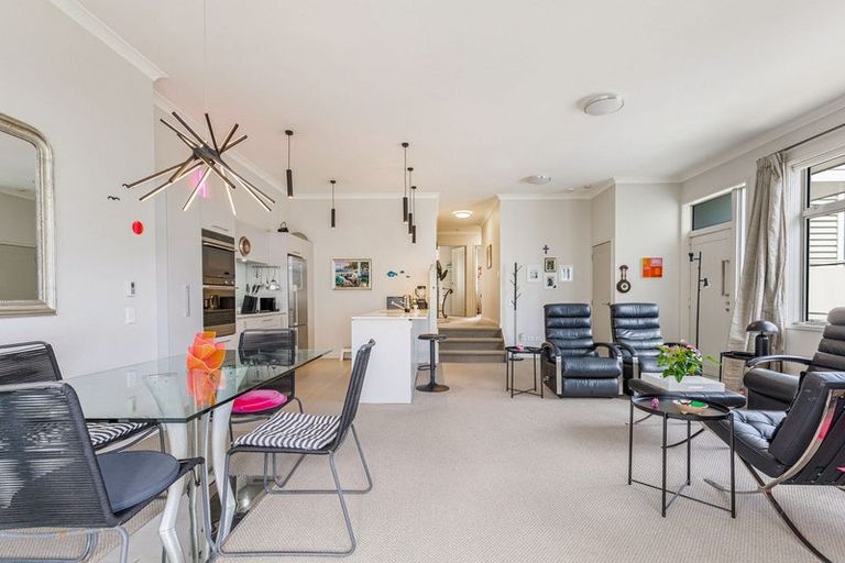 Photo of property in 58 Parkside Drive, Orewa, 0931