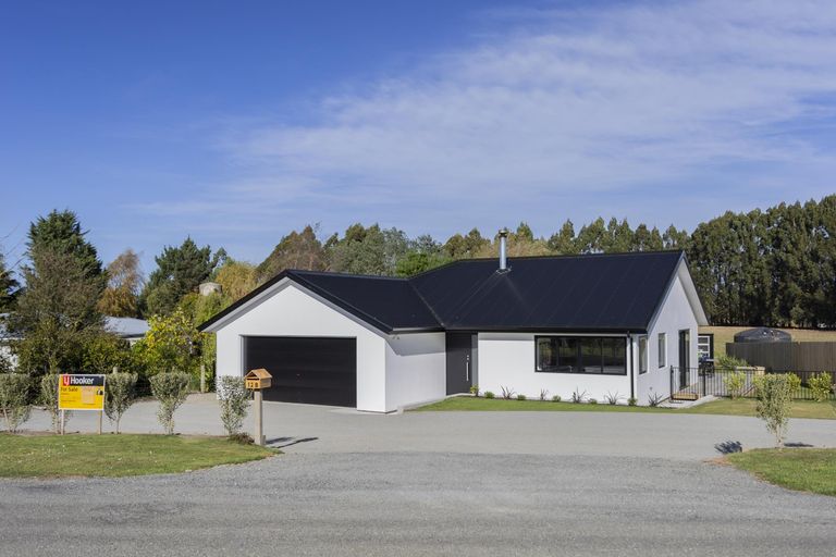 Photo of property in 12b Sussex Street, Weston, Oamaru, 9401