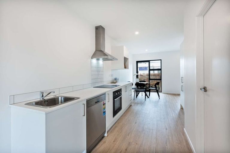 Photo of property in 150b Mcleod Road, Te Atatu South, Auckland, 0610