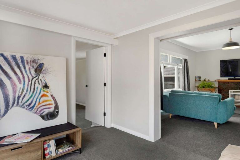 Photo of property in 64 Great North Road, Saint Johns Hill, Whanganui, 4500