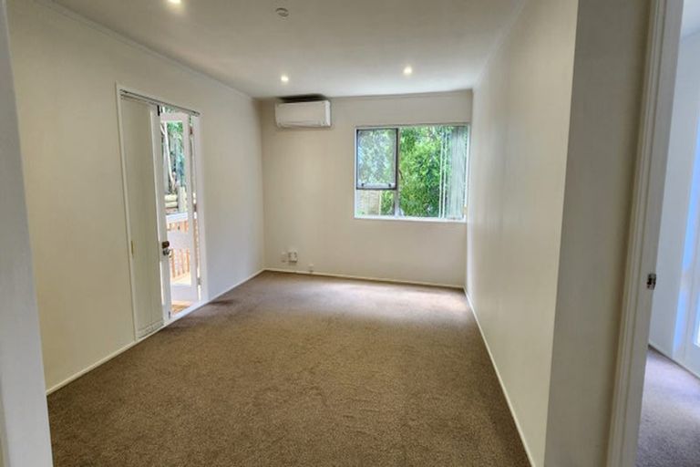 Photo of property in 1/155 Oaktree Avenue, Browns Bay, Auckland, 0630
