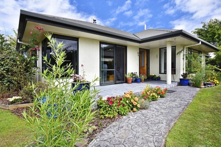 Photo of property in 21 Malthouse Crescent, Brightwater, 7022