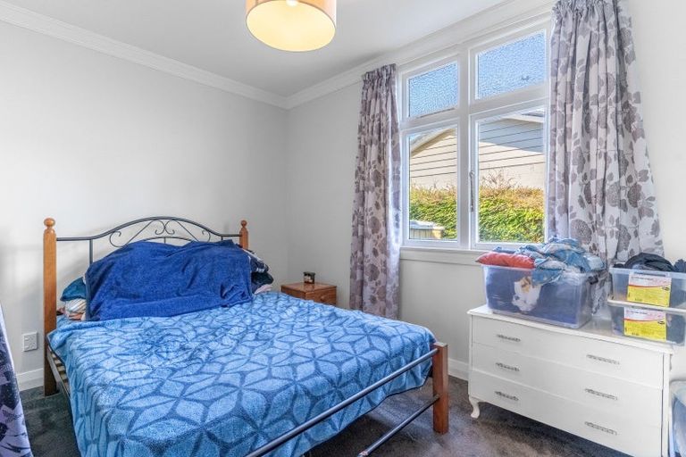 Photo of property in 27 Queen Street, Winton, 9720