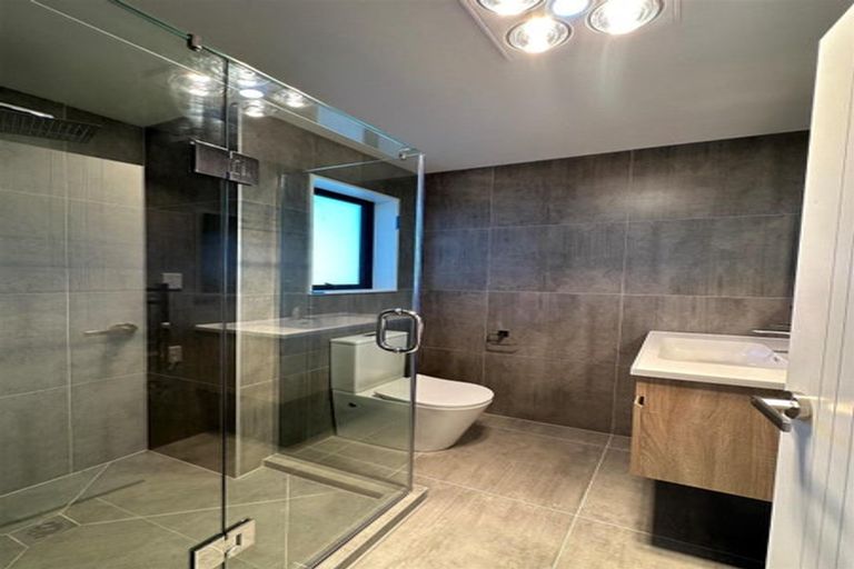 Photo of property in 103b Grove Road, Papakura, 2110