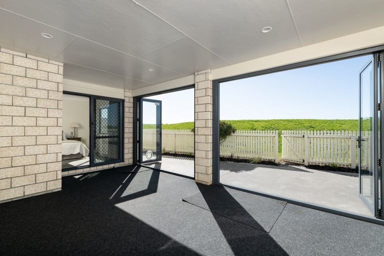 Photo of property in 16 Kapuka Street, Papamoa Beach, Papamoa, 3118