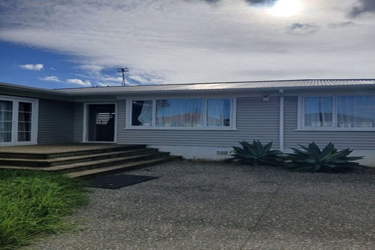 Photo of property in 1 Healy Road, Manurewa, Auckland, 2102