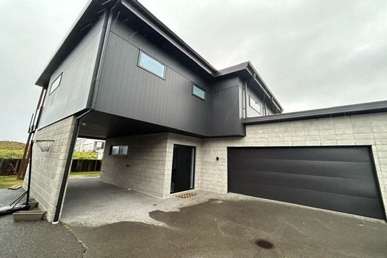 Photo of property in 1a Sandhurst Drive, Papamoa Beach, Papamoa, 3118