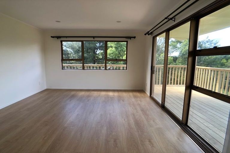 Photo of property in 63 Verran Road, Birkenhead, Auckland, 0626