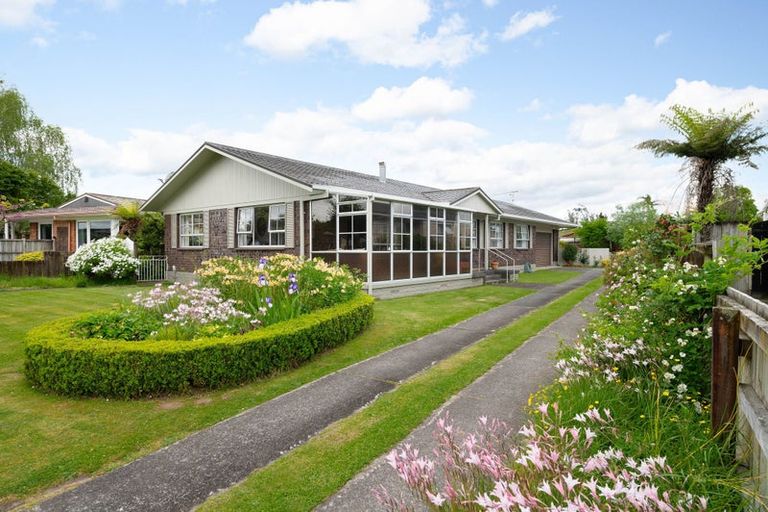 Photo of property in 44 Glen Lynne Avenue, Queenwood, Hamilton, 3210