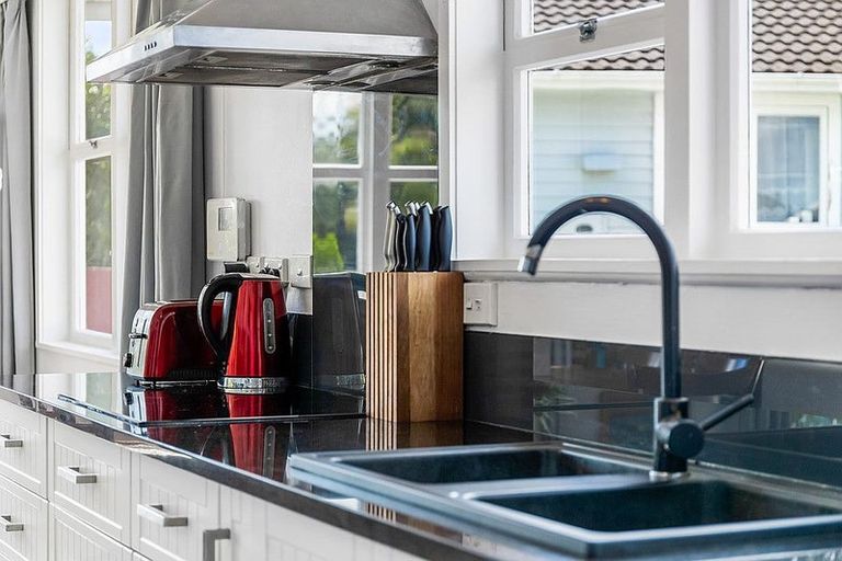 Photo of property in 101 Cargill Street, Papakura, 2110