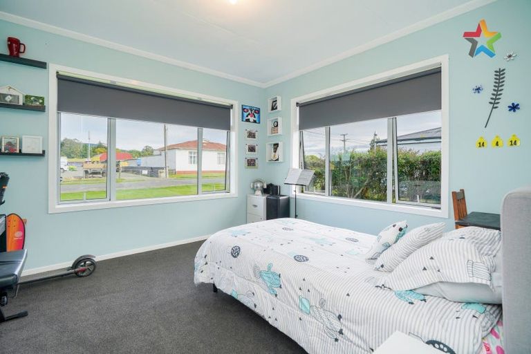 Photo of property in 56 Queen Street, Otautau, 9610