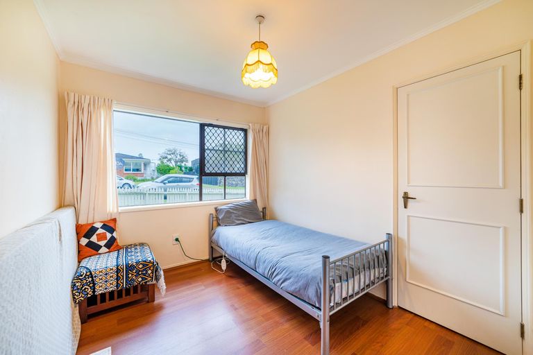 Photo of property in 1/7 Hororata Road, Hauraki, Auckland, 0622