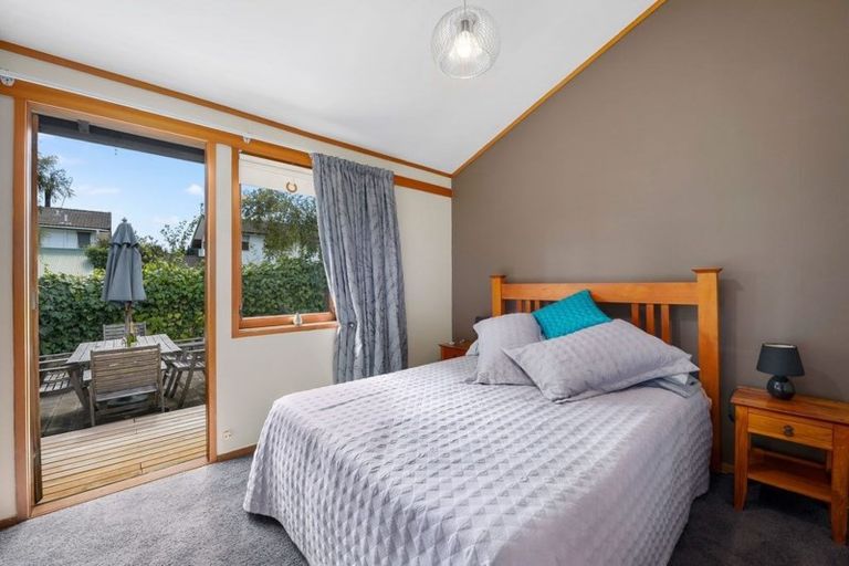 Photo of property in 76 Kairimu Street, Stokes Valley, Lower Hutt, 5019