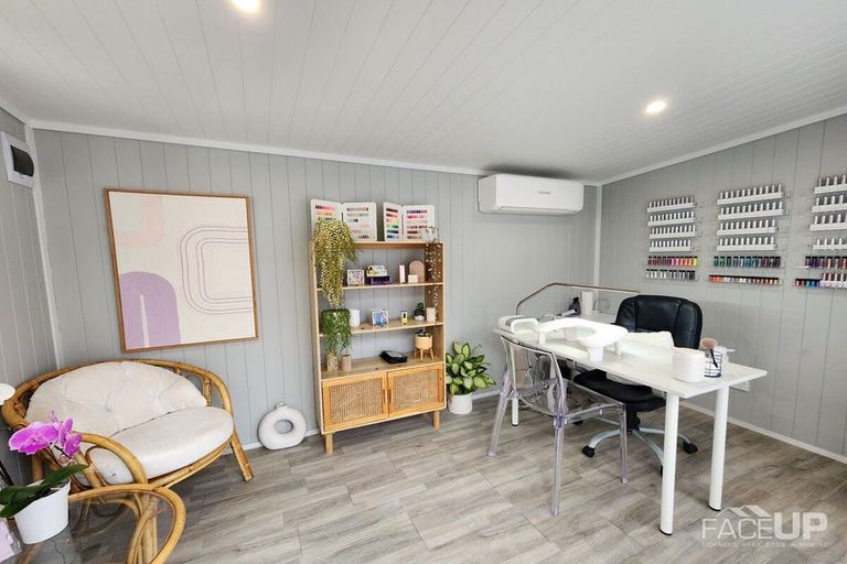 Photo of property in 8 Grey Warbler Road, Hobsonville, Auckland, 0616