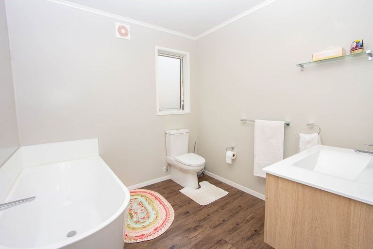 Photo of property in 104 Tararu Creek Road, Thames, 3500