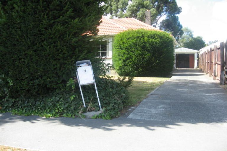 Photo of property in 345 Riccarton Road, Upper Riccarton, Christchurch, 8041