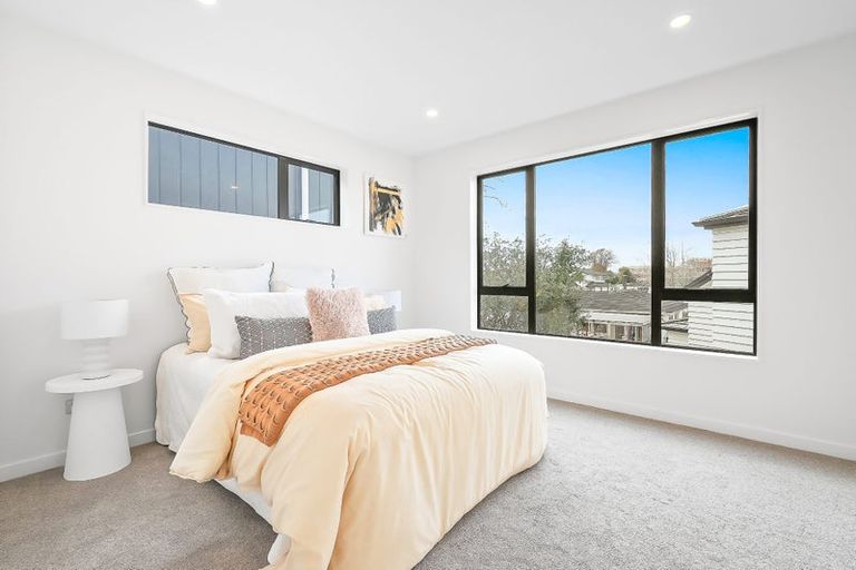 Photo of property in 10d Starling Place, Ranui, Auckland, 0612