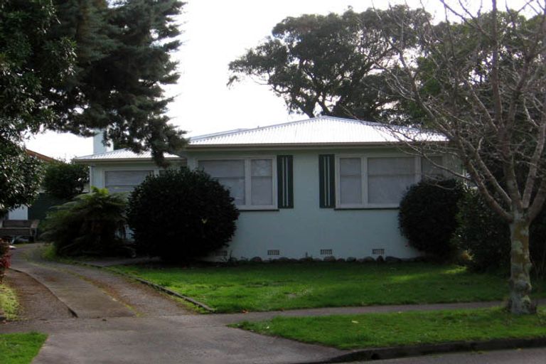 Photo of property in 23 Buick Crescent, Awapuni, Palmerston North, 4412
