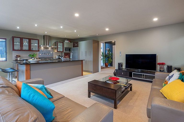 Photo of property in 115a Kowhai Road, Mairangi Bay, Auckland, 0630