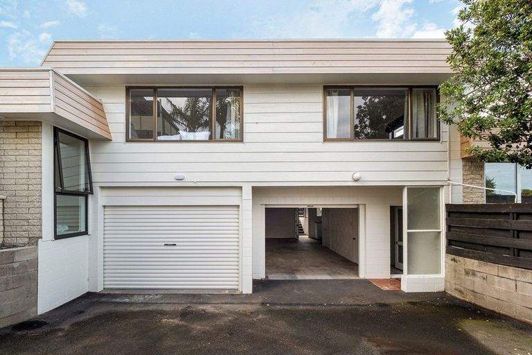 Photo of property in 86b Oceanview Road, Mount Maunganui, 3116