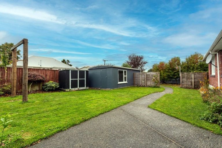 Photo of property in 23 Rowcliffe Crescent, Avonside, Christchurch, 8061