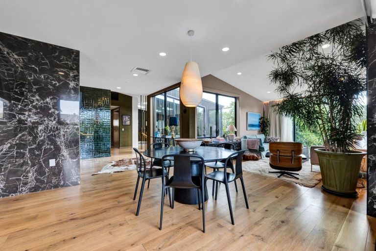 Photo of property in 12a Baring Terrace, Strandon, New Plymouth, 4312