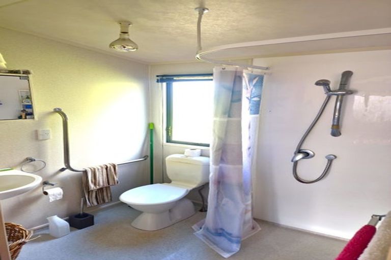 Photo of property in 20 Tasman Road, Otaki Beach, Otaki, 5512