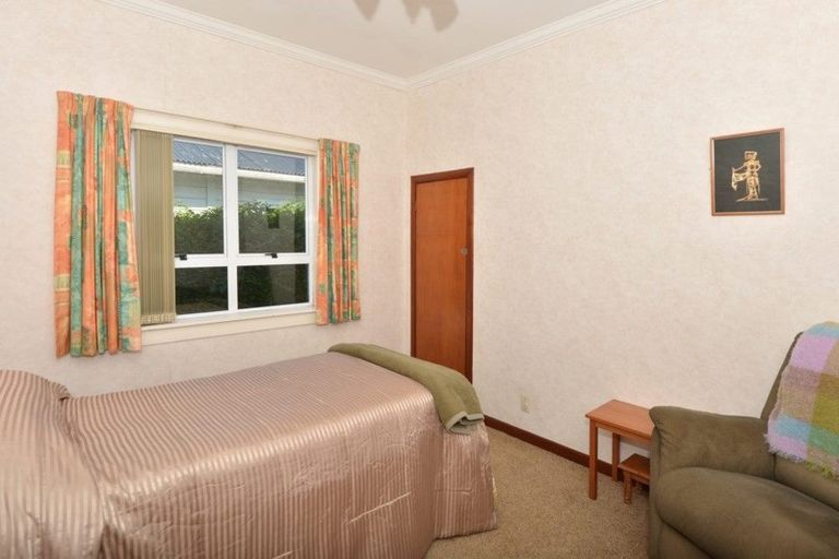 Photo of property in 2 Douglas Street, Kensington, Whangarei, 0112