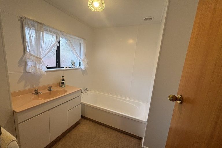 Photo of property in 12 Arnold Savage Place, Richmond, 7020