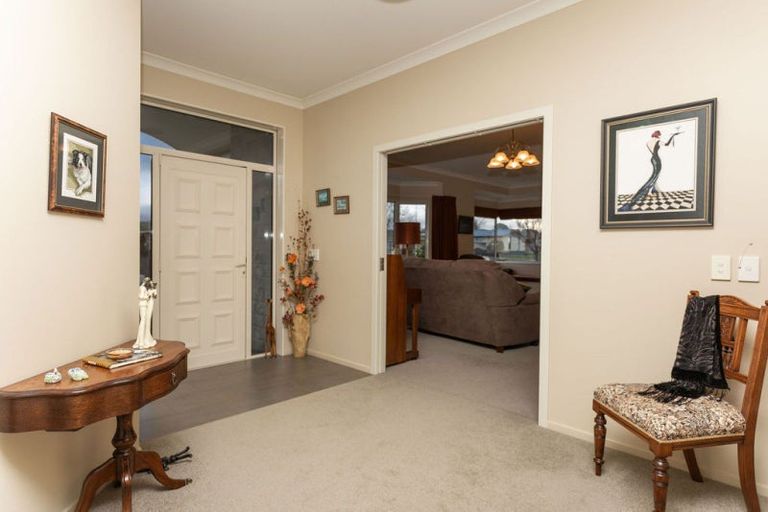 Photo of property in 118 Guy Street, Dannevirke, 4930