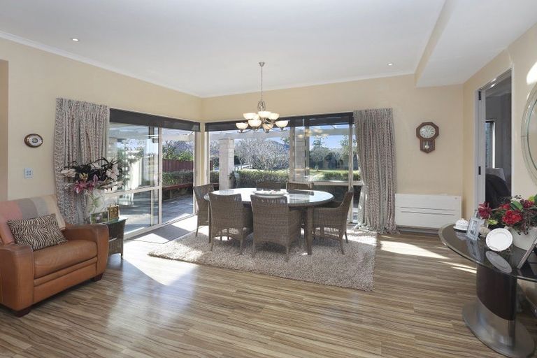 Photo of property in 48 Rotherham Drive, West Melton, 7618