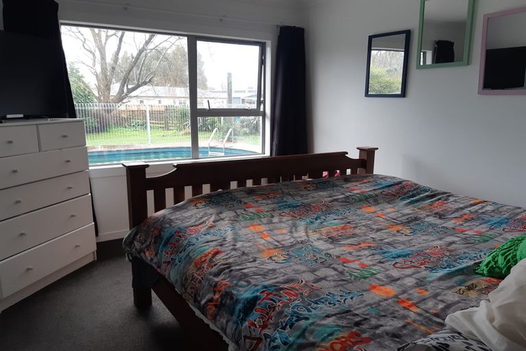 Photo of property in 67b Victoria Street, Carterton, 5713