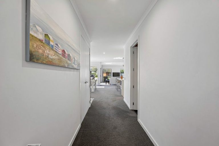 Photo of property in 54 Stratford Drive, Mount Pisa, Cromwell, 9383