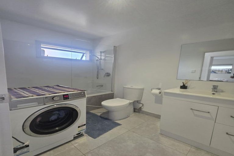 Photo of property in 45 Black Beech Crescent, Takanini, 2110