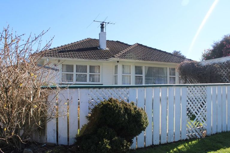 Photo of property in 16a Palm Avenue, Stoke, Nelson, 7011