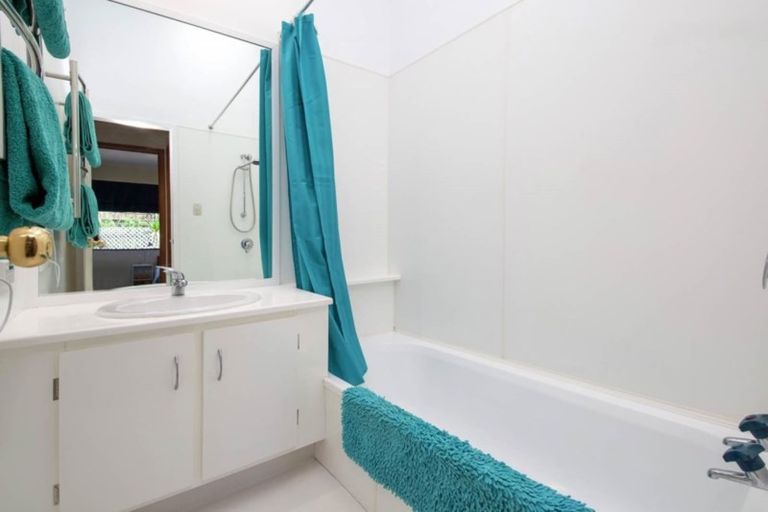 Photo of property in 3 Jandell Crescent, Bucklands Beach, Auckland, 2014