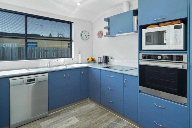 Photo of property in 328 Suffolk Road, Stoke, Nelson, 7011