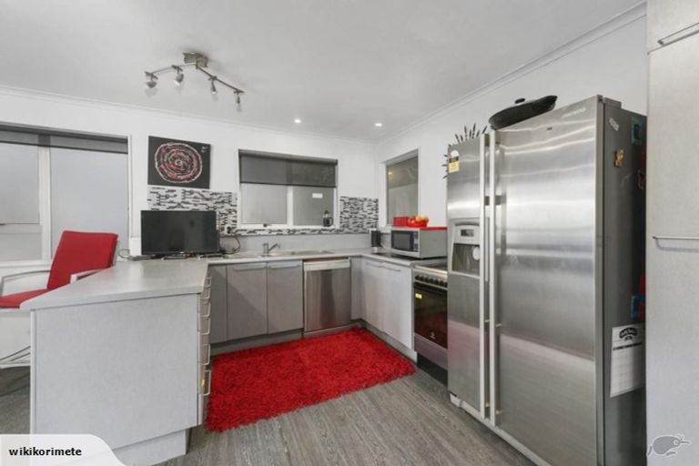 Photo of property in 198a Eastern Hutt Road, Taita, Lower Hutt, 5019