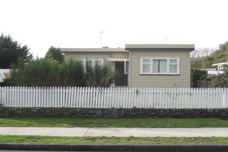 Photo of property in 20a Kaka Road, Raumati Beach, Paraparaumu, 5032