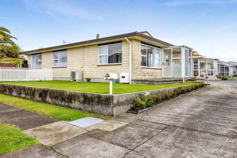 Photo of property in 52a Cutfield Street, Inglewood, 4330