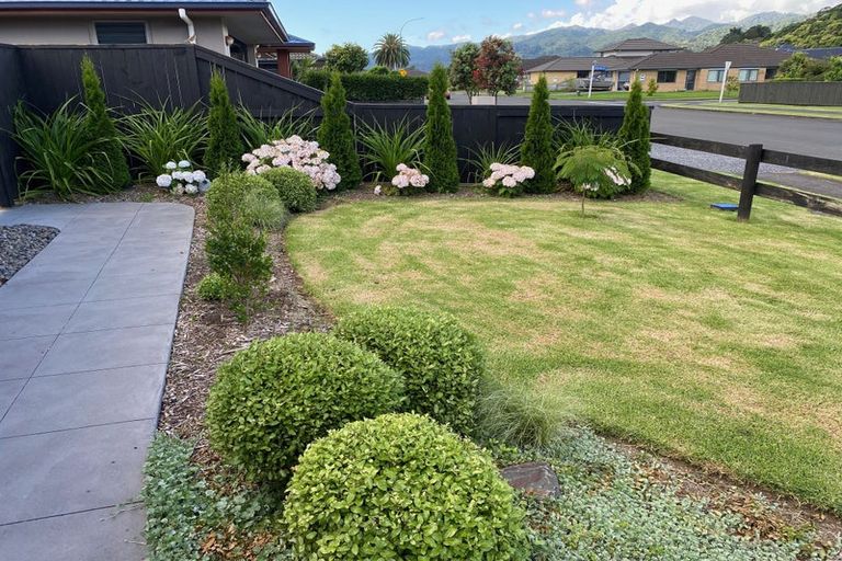 Photo of property in 2 Wakatere Place, Thames, 3500