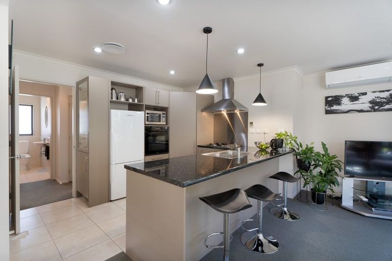 Photo of property in 3b Hawtrey Terrace, Johnsonville, Wellington, 6037