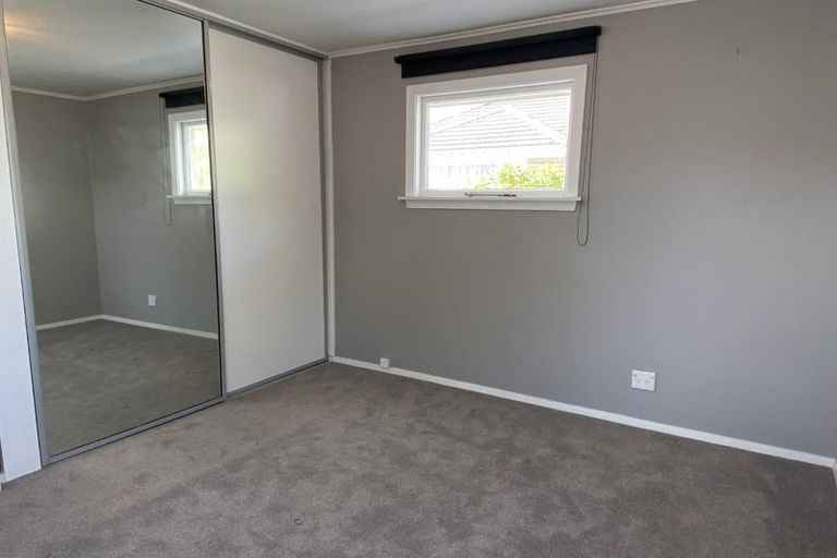 Photo of property in 1/6 Oakhurst Place, Russley, Christchurch, 8042