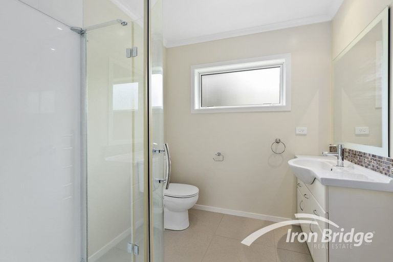 Photo of property in 129g Rangatira Road, Beach Haven, Auckland, 0626