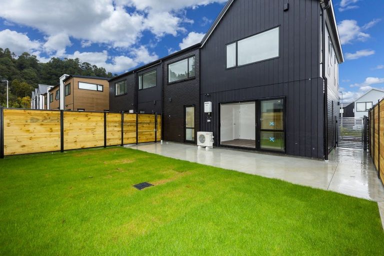 Photo of property in 9 Betty Boyes Street, Wallaceville, Upper Hutt, 5018