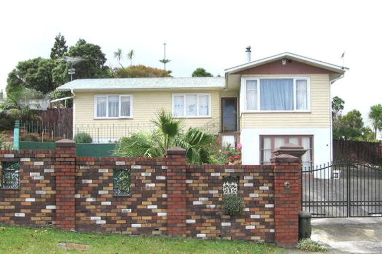 Photo of property in 61 Glendene Avenue, Glendene, Auckland, 0602