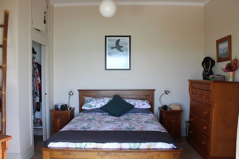 Photo of property in 122 Beach Road, Onerahi, Whangarei, 0110
